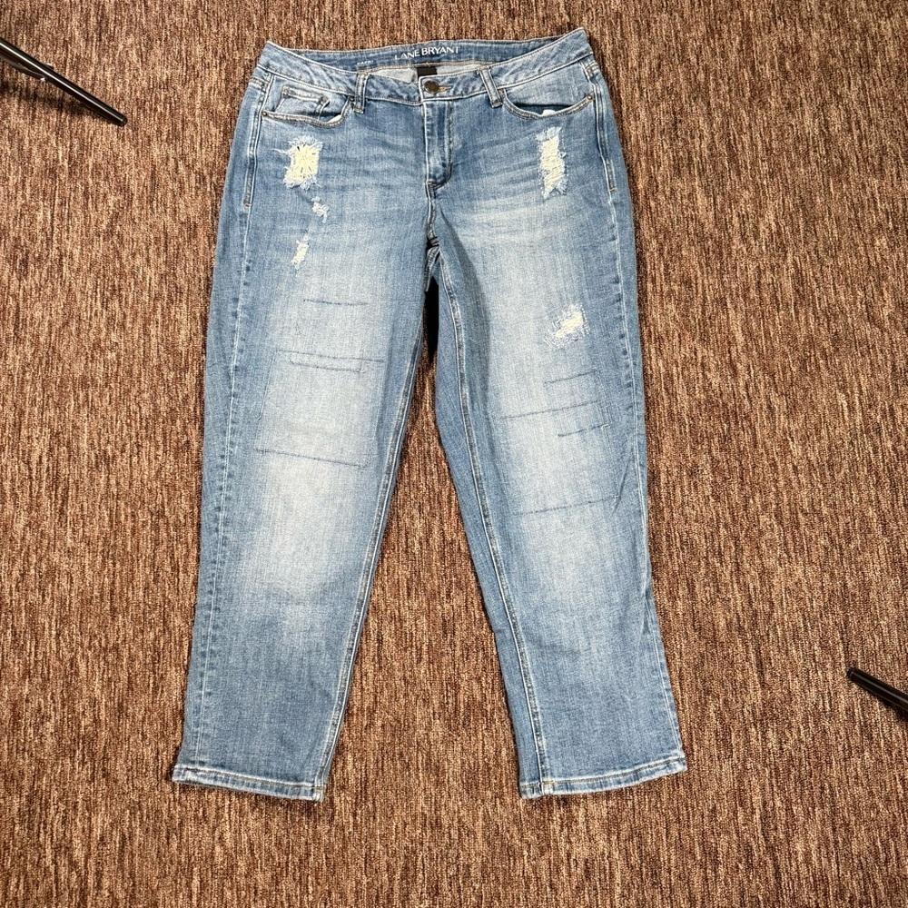 Lane Bryant Plus Size Distressed Capri Jeans With Lace patchwork 14